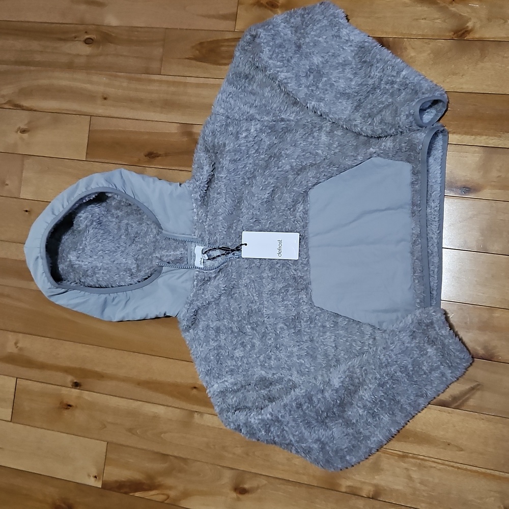 Defrost XXS women's gray long-sleeved cropped hoodie with pocket